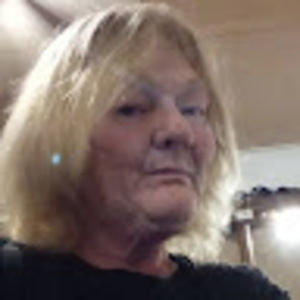 Meet your Posher, Connie